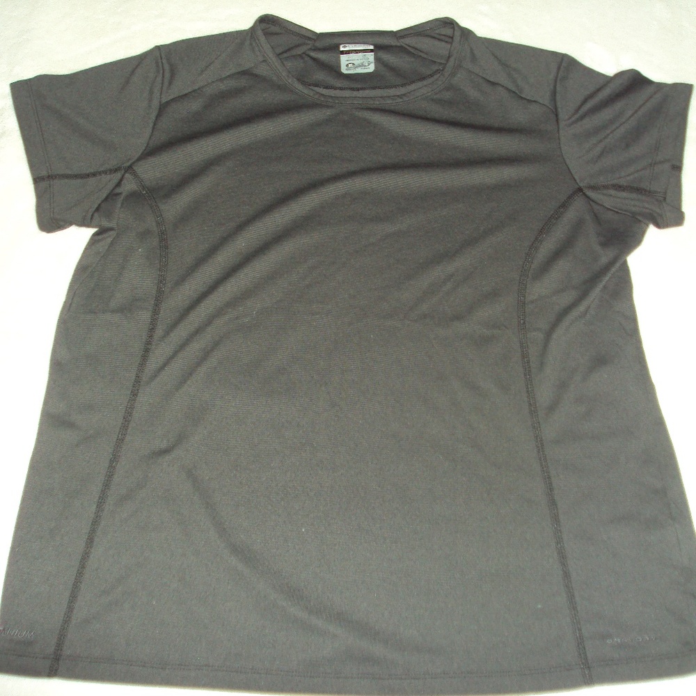 Columbia Titanium Women's Tee Shirt sz. LX